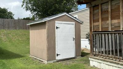 Photo 4 of 18 of home located at 7616 Upper Seguin Rd Converse, TX 78109