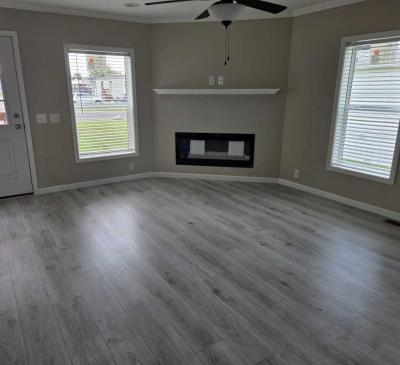Mobile Home at 25039 Deercreek Flat Rock, MI 48134