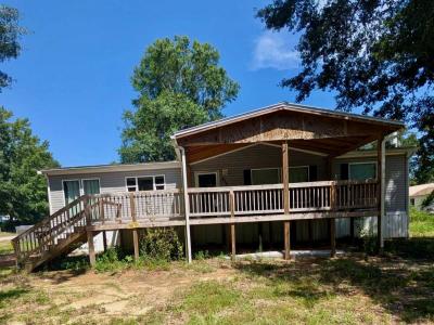 Photo 2 of 15 of home located at 424 Waterview Ave Wiwahitchka, FL 32465