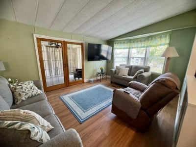 Photo 5 of 8 of home located at 1204 Juniper Drive Lakeland, FL 33803