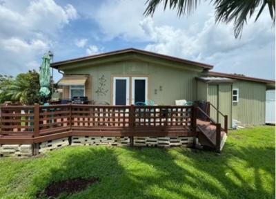 Photo 2 of 8 of home located at 1204 Juniper Drive Lakeland, FL 33803