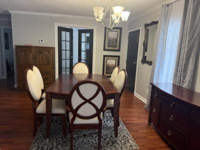 Photo 4 of 10 of home located at 670 Grizzly Bear Road Naples, FL 34113