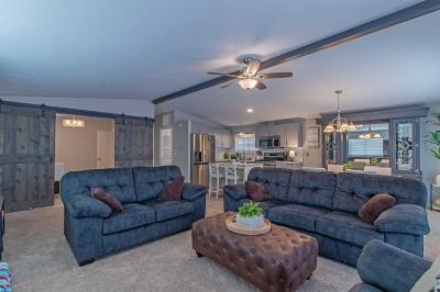 Photo 3 of 17 of home located at 6420 E. Tropicana Ave. Las Vegas, NV 89122