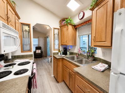 Photo 4 of 44 of home located at 233 N Val Vista Dr 64 Mesa, AZ 85213