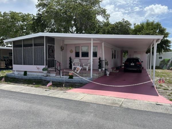 Photo 1 of 2 of home located at 6700 150th Ave N, Lot 617 Clearwater, FL 33764