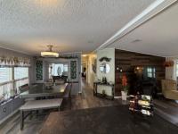 1989 DELO Manufactured Home