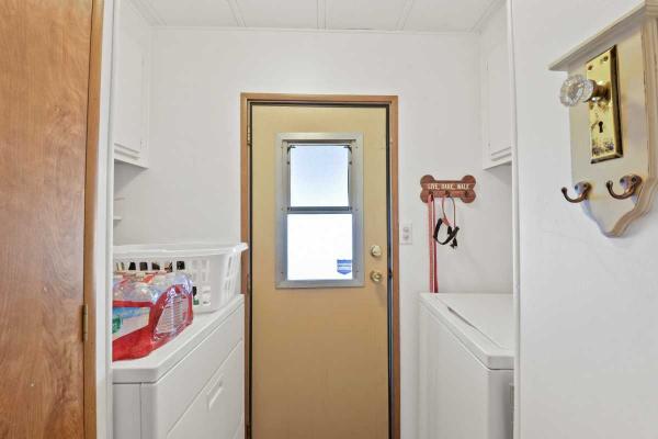 1983 Commodore Paramount Manufactured Home