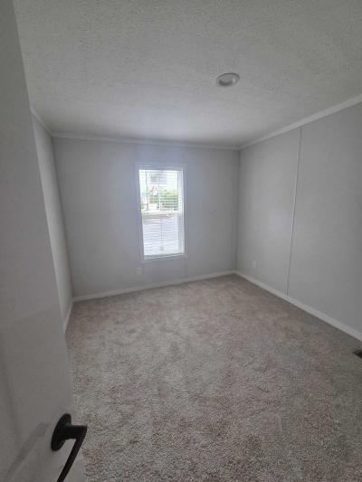 Photo 5 of 15 of home located at 236 Charlestown Road Martinsburg, WV 25405