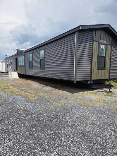 Photo 2 of 15 of home located at 236 Charlestown Road Martinsburg, WV 25405