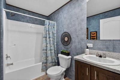 Photo 6 of 15 of home located at 300 Glenwood Rd New Castle, IN 47362