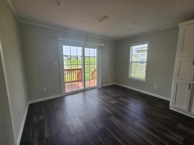 Photo 5 of 11 of home located at 492 Broken Spoke Dr Kyle, TX 78640
