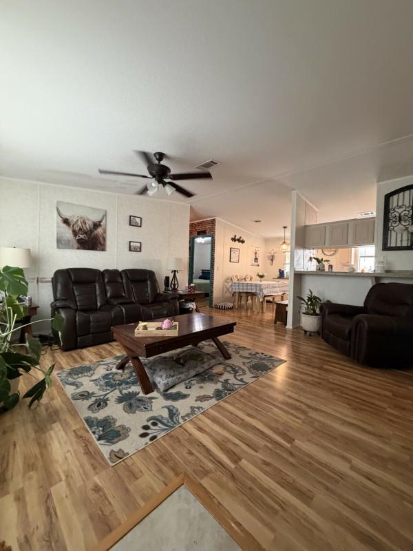 2005 2004 FLHMBA174351184A Mobile Home