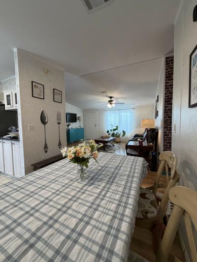 Photo 4 of 13 of home located at 636 Tropical Ave. Davenport, FL 33897
