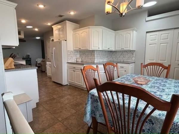 2005 Palmb Manufactured Home