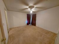 1989 Homes of Merit LW240 Manufactured Home