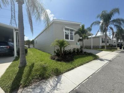 Photo 2 of 16 of home located at 2550 State Rd. 580 #0417 Clearwater, FL 33761