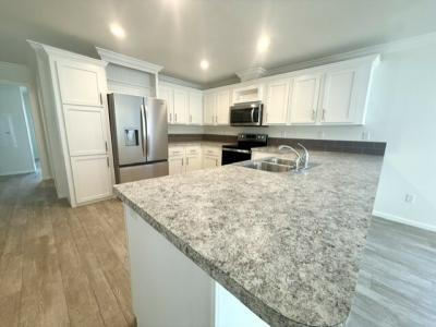 Photo 4 of 16 of home located at 2550 State Rd. 580 #0417 Clearwater, FL 33761