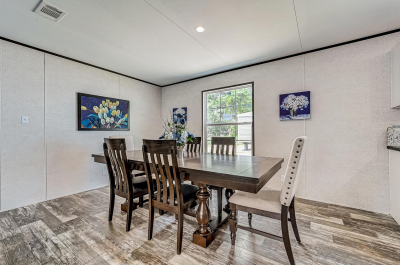Photo 4 of 6 of home located at 7708 Dalmation Ln Austin, TX 78724