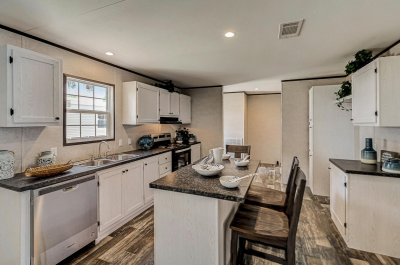 Photo 5 of 6 of home located at 7708 Dalmation Ln Austin, TX 78724