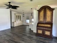 1987 Barrington Manufactured Home