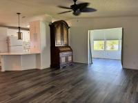 1987 Barrington Manufactured Home