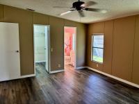 1987 Barrington Manufactured Home