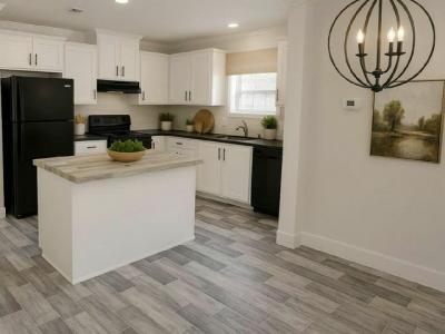 Photo 3 of 6 of home located at 1400 Banana Road, #166 Lakeland, FL 33810