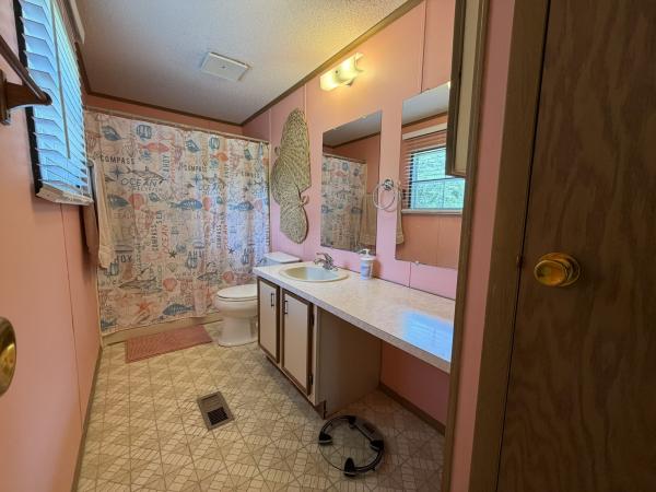 1984 Clayton Mobile Home