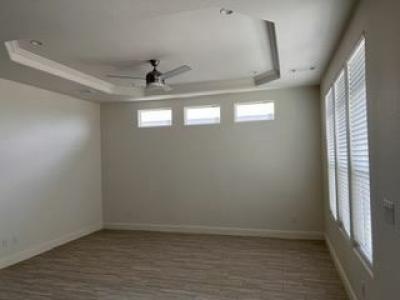 Photo 4 of 20 of home located at 2501 W Wickenburg Way Sp Lot 325 Wickenburg, AZ 85390