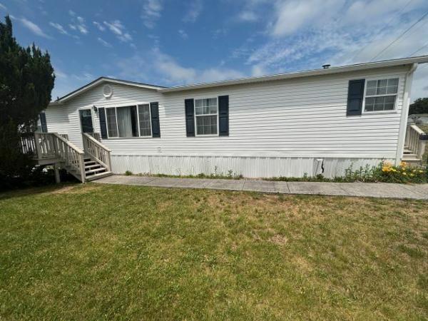 2002 Clayton Mobile Home