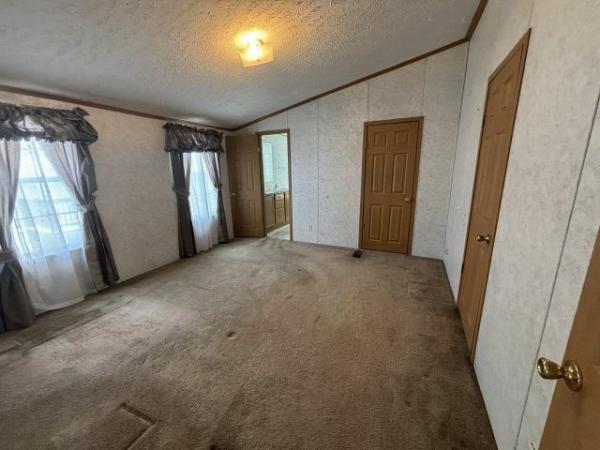 2002 Clayton Mobile Home