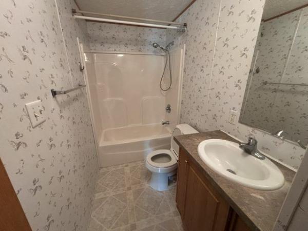 2002 Clayton Mobile Home