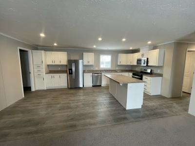 Mobile Home at 5104 Brixham Ct Sterling Heights, MI 48310