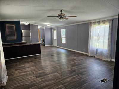 Photo 3 of 11 of home located at 900 Broken Feather Trl 43 Pflugerville, TX 78660