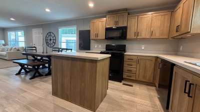 Photo 4 of 18 of home located at 59 Suzanne Blvd. White Lake, MI 48386