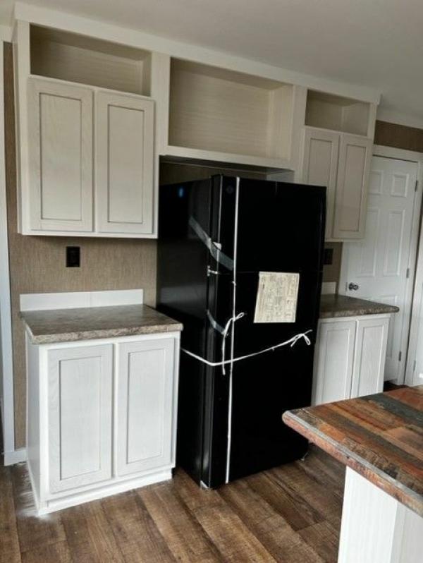 2023 American Homestar Corp Oak Creek Mobile Home