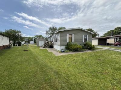 Photo 2 of 6 of home located at 154 Flamingo Drive Beecher, IL 60401