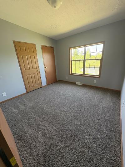 Photo 4 of 10 of home located at 274 Quail Ridge Dr Capac, MI 48014