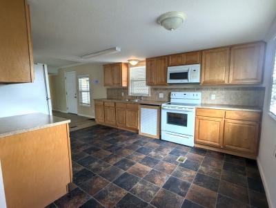 Photo 4 of 18 of home located at 106 Coral Crest Dr Lot 181 Valrico, FL 33594