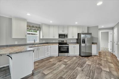 Mobile Home at 2500 Kingsbury Drive #81 Canton, OH 44706
