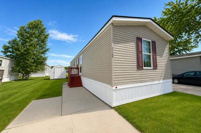 Mobile Home at 21173 Martinique, Site #573 Macomb, MI 48044