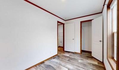 Photo 4 of 5 of home located at 6901 SE 14th Street #70 Des Moines, IA 50320