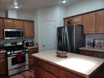 Photo 5 of 14 of home located at 7112 Pan American Fwy NE #375 Albuquerque, NM 87109