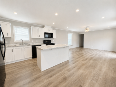 Photo 2 of 7 of home located at 4333 Parkridge Avenue #39 Pleasant Hill, IA 50327