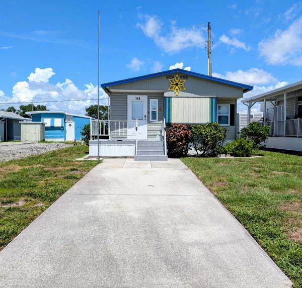 1985  Mobile Home For Sale