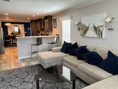 Photo 5 of 44 of home located at 104 Cottonwood Naples, FL 34112