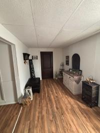 1986 RIVE Manufactured Home