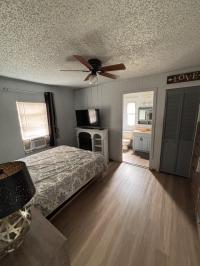 1986 RIVE Manufactured Home