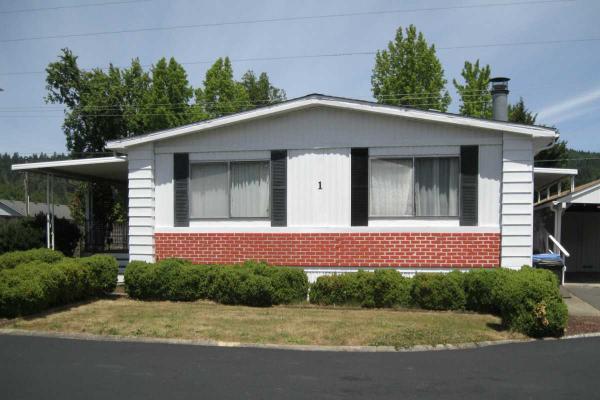 Photo 1 of 2 of home located at 1200 E Central Avenue #1 Sutherlin, OR 97479