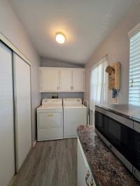 1992 Mobile Home